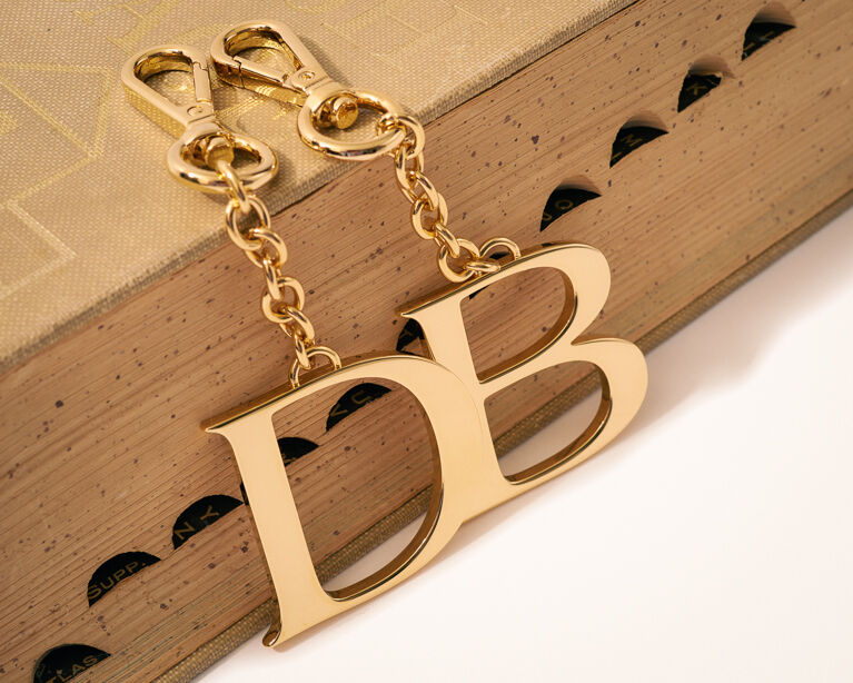 Mothers day gfit guide - monogram pendants