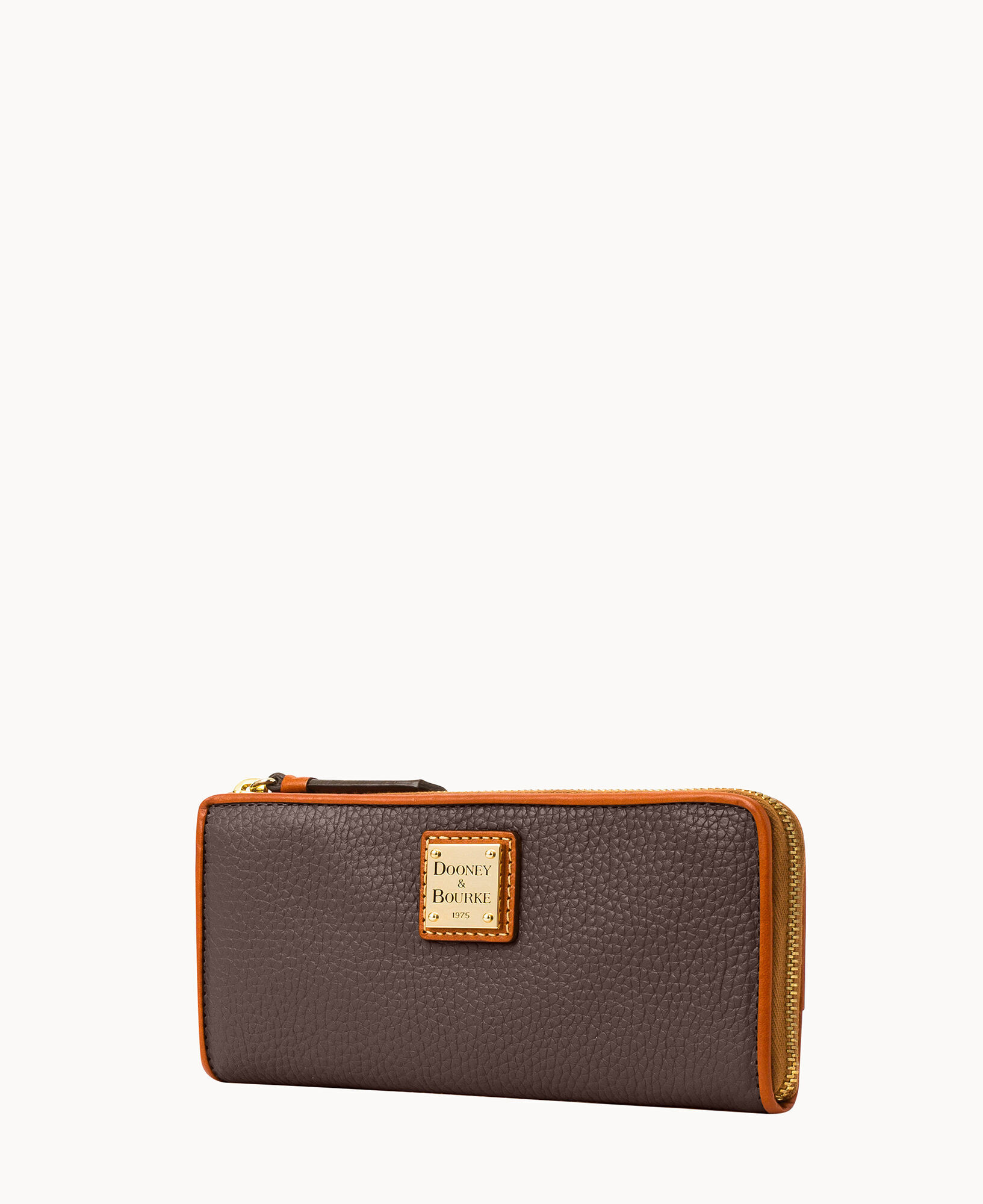 Dooney & bourke pebble grain zip clutch new arrivals