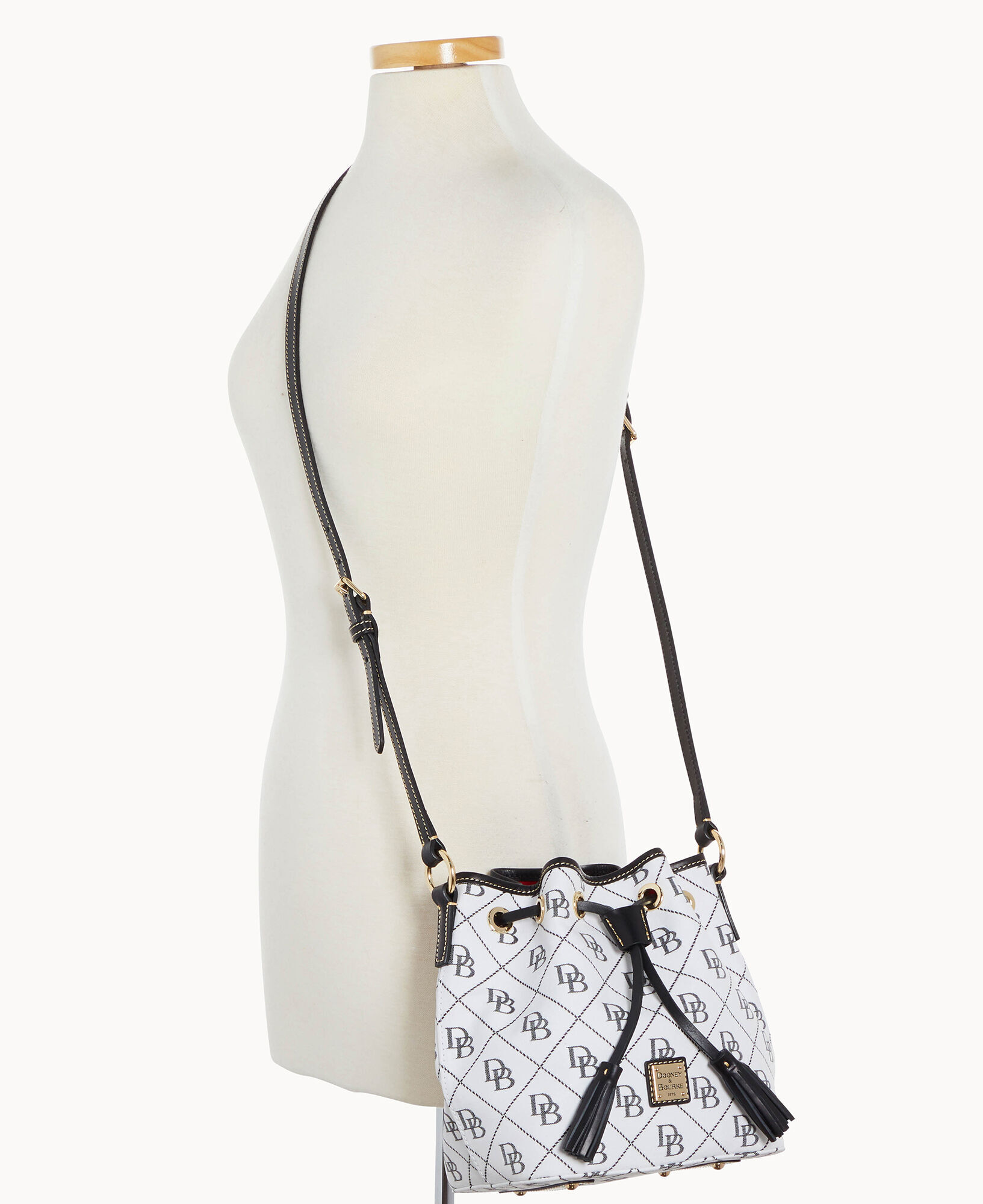 Dooney kendall clearance