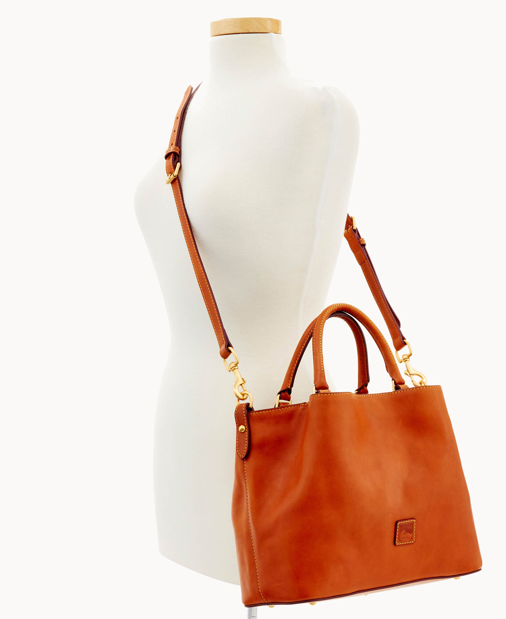 Dooney and bourke online brenna satchel