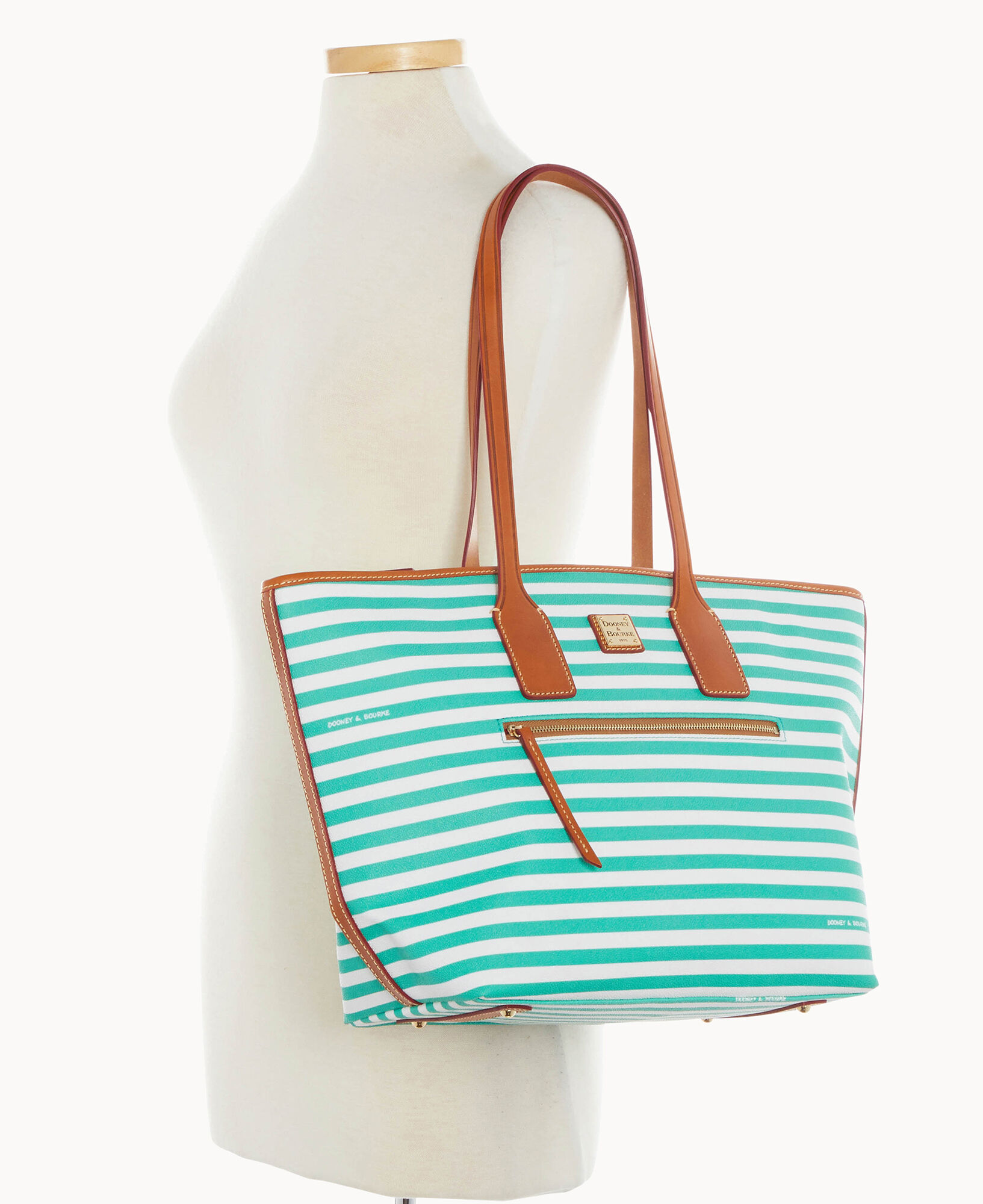 Dooney and outlet bourke plastic tote