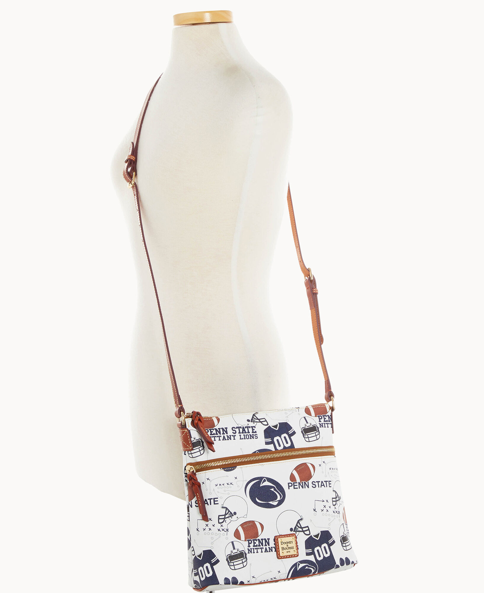 Dooney and bourke penn state wallet top