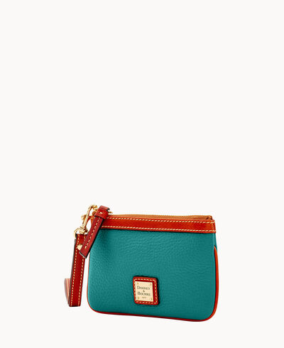 Pebble Grain Medium Wristlet