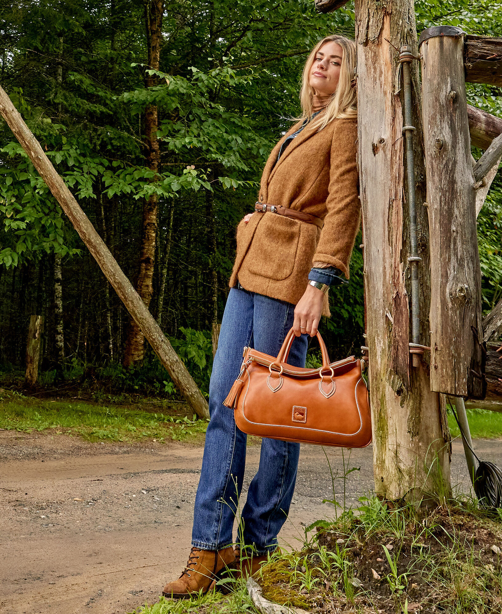 Dooney outlet florentine satchel
