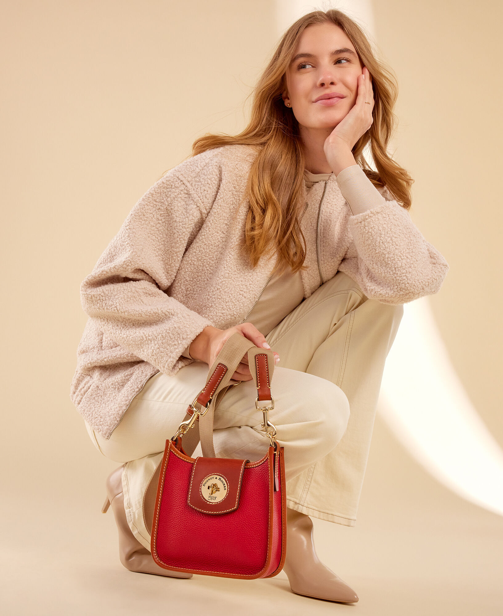 Dooney sales messenger bag