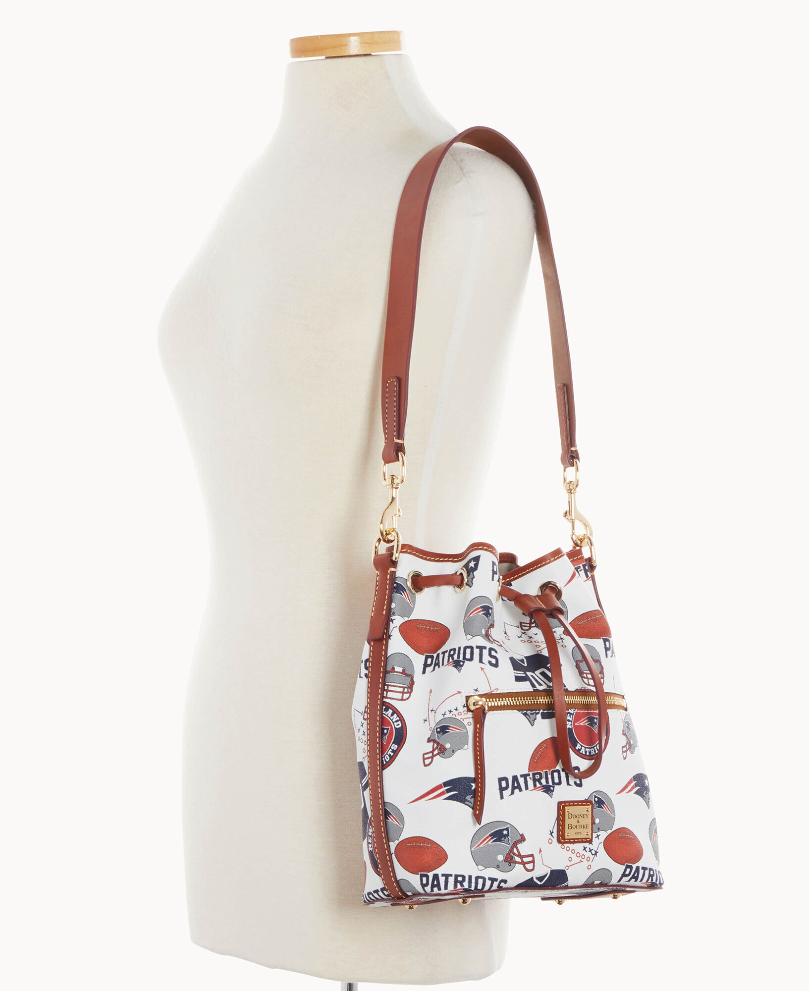 Dooney and bourke patriots clutch sales