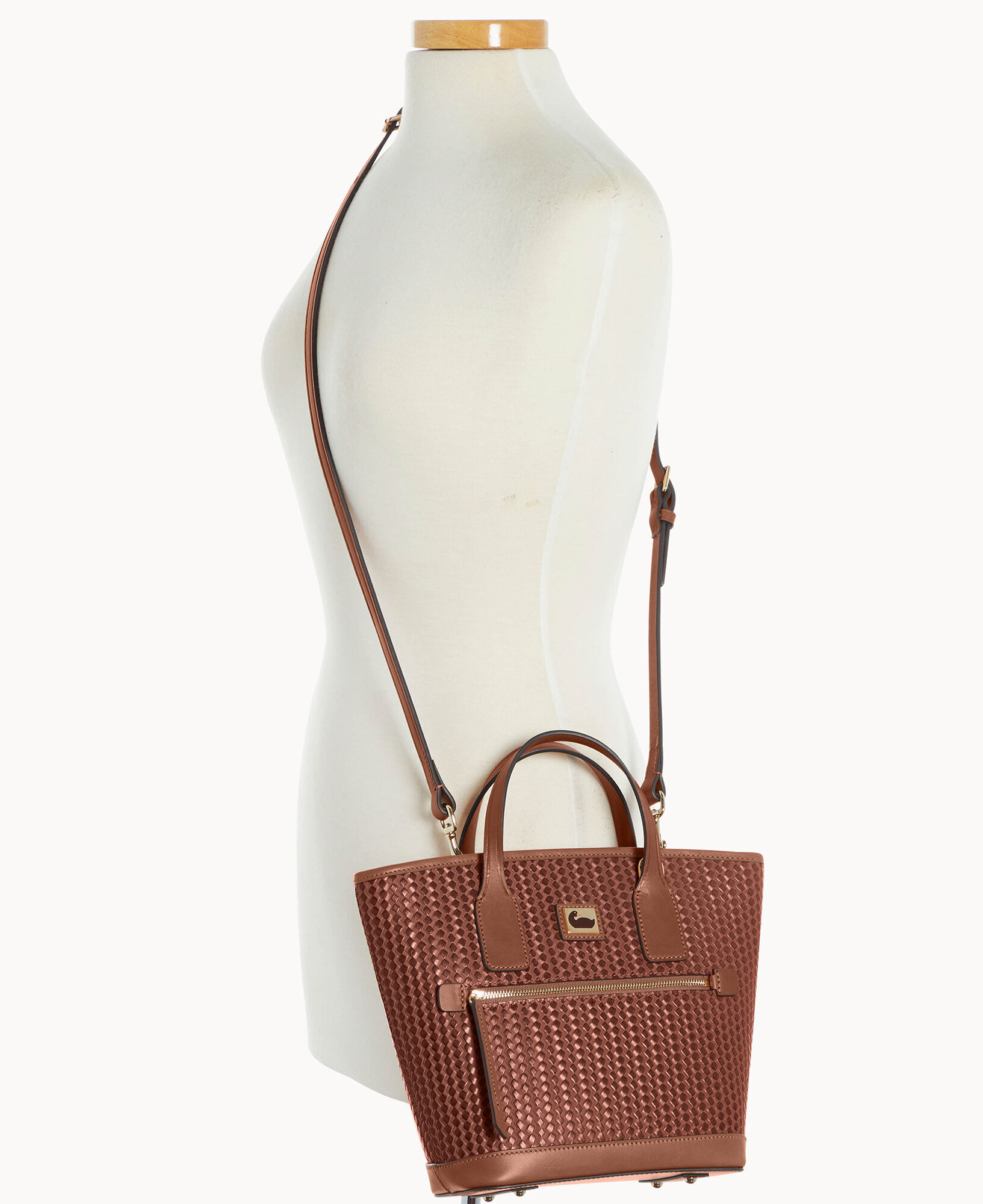 Dooney and bourke store camden woven tote