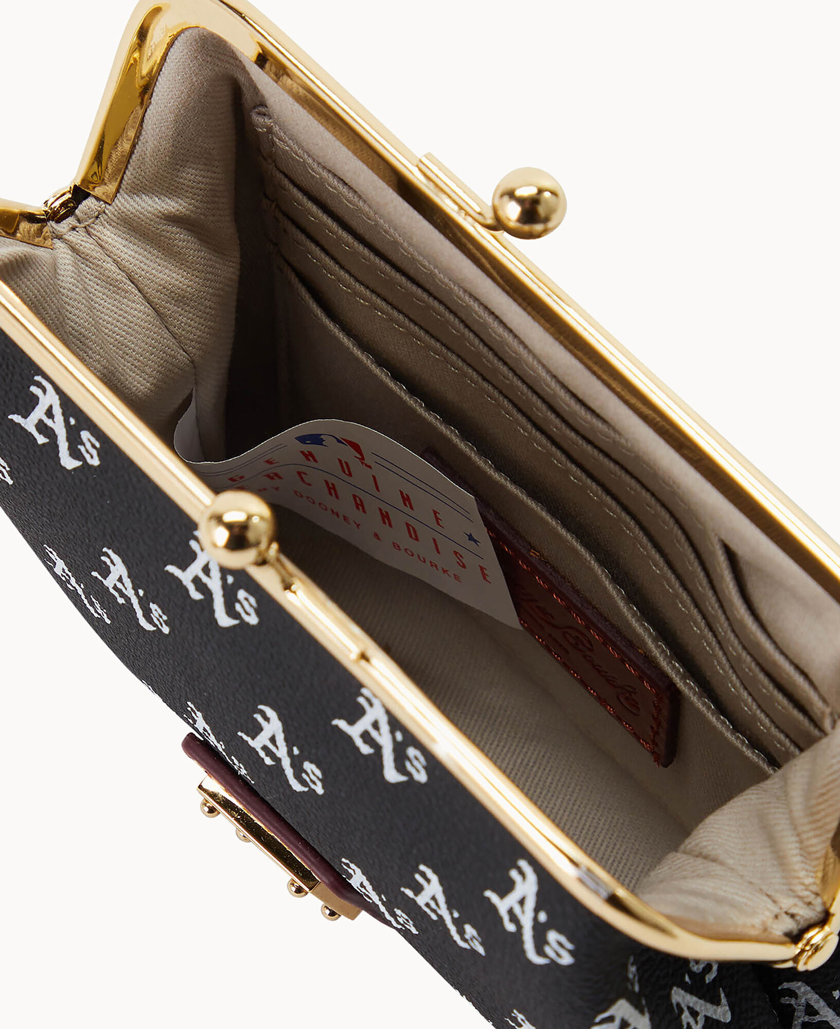 Dooney and outlet bourke sports purses