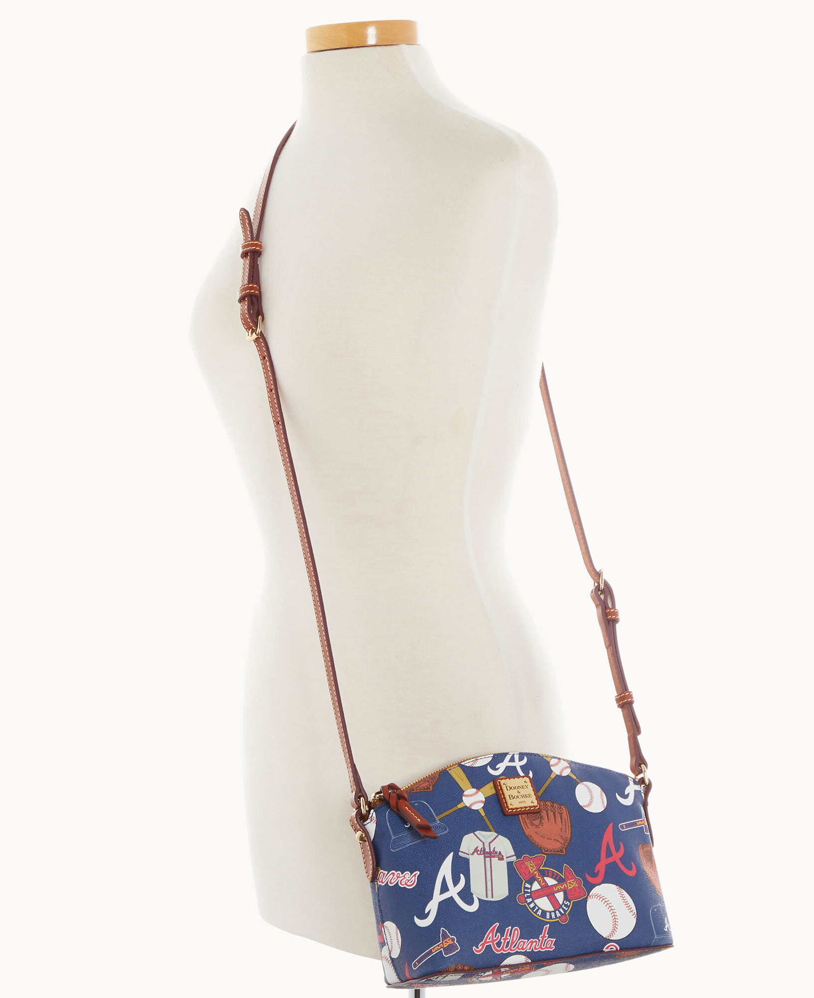 Disney crossbody discount dooney and bourke
