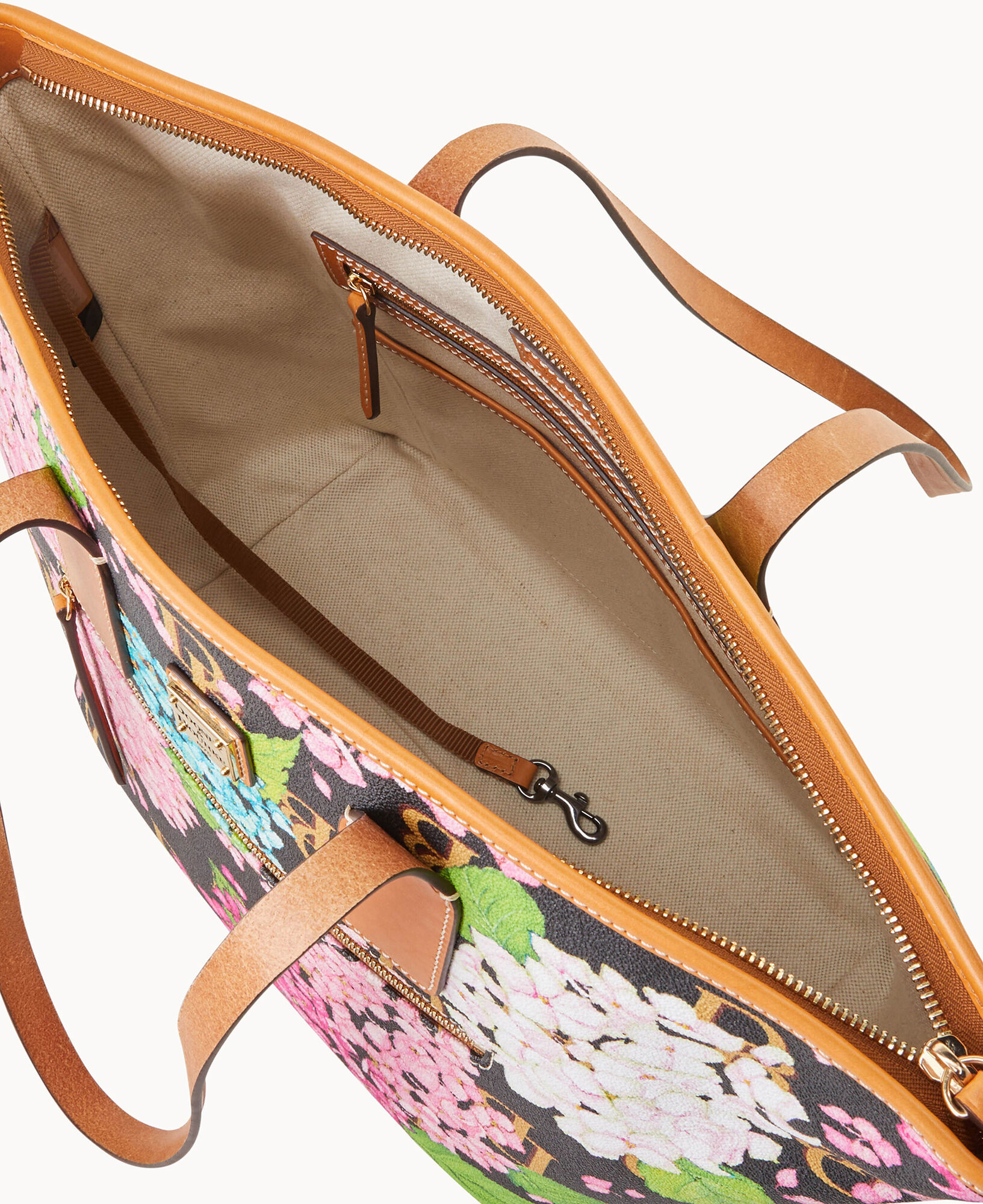 Dooney and best sale bourke hydrangea purse