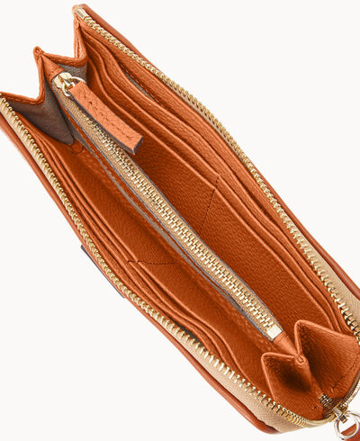 Pebble Grain Zip Clutch Wristlet