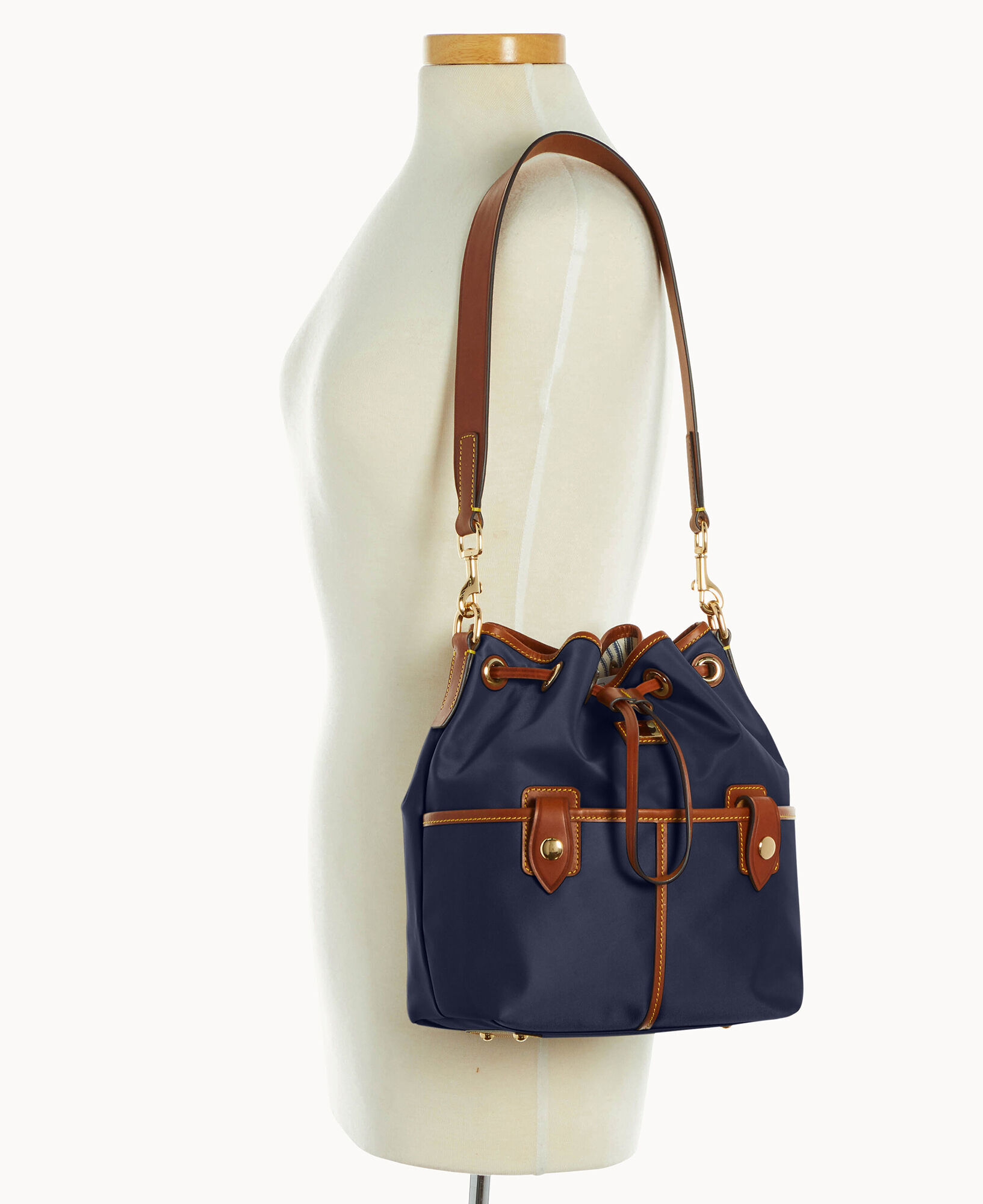 Dooney and bourke outlet large drawstring bag