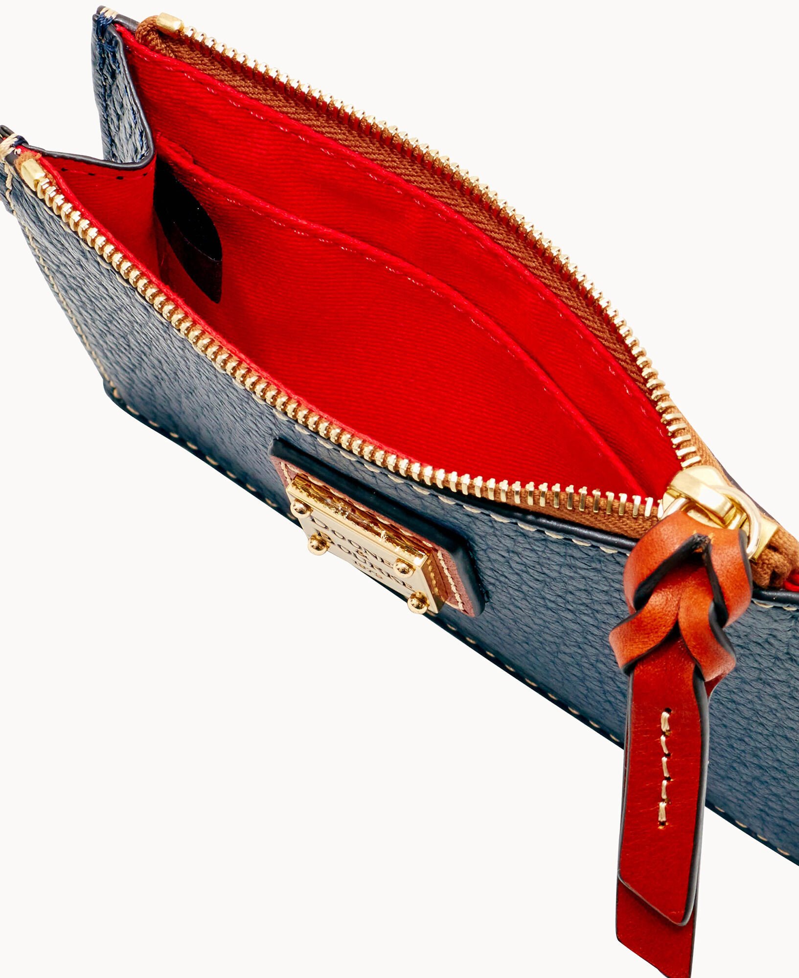 Dooney and bourke best sale oyster wallet