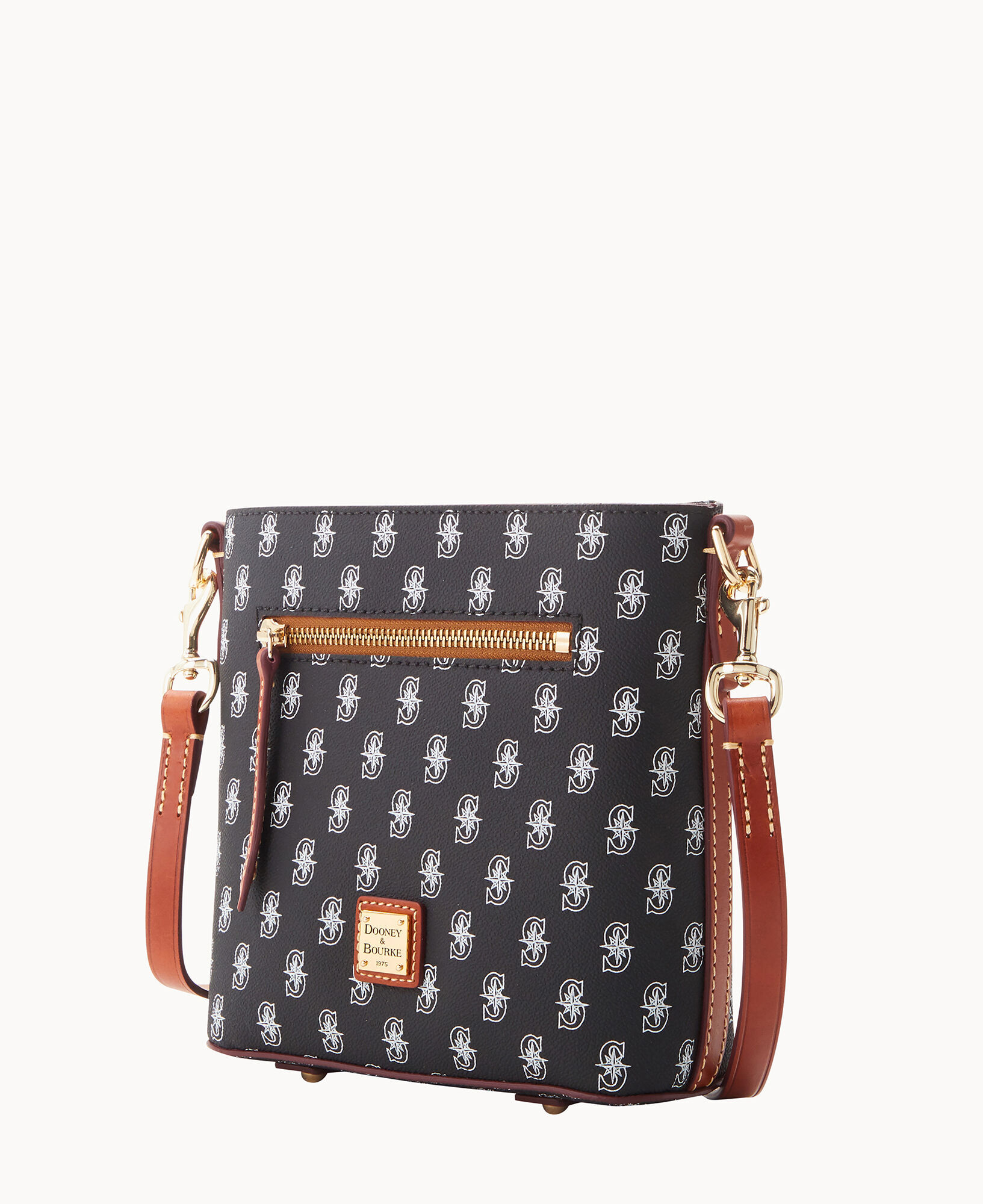 Dooney and bourke mlb hotsell