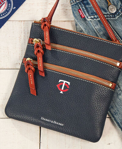 MLB Twins N S Triple Zip Crossbody