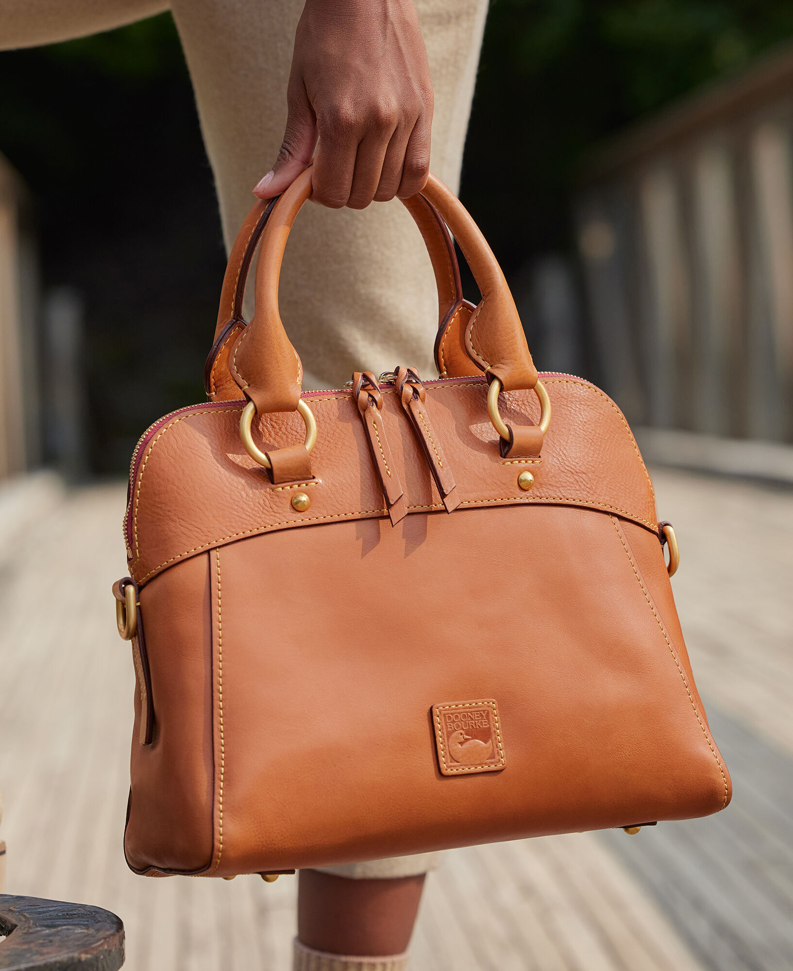 Dooney & bourke returns 2025