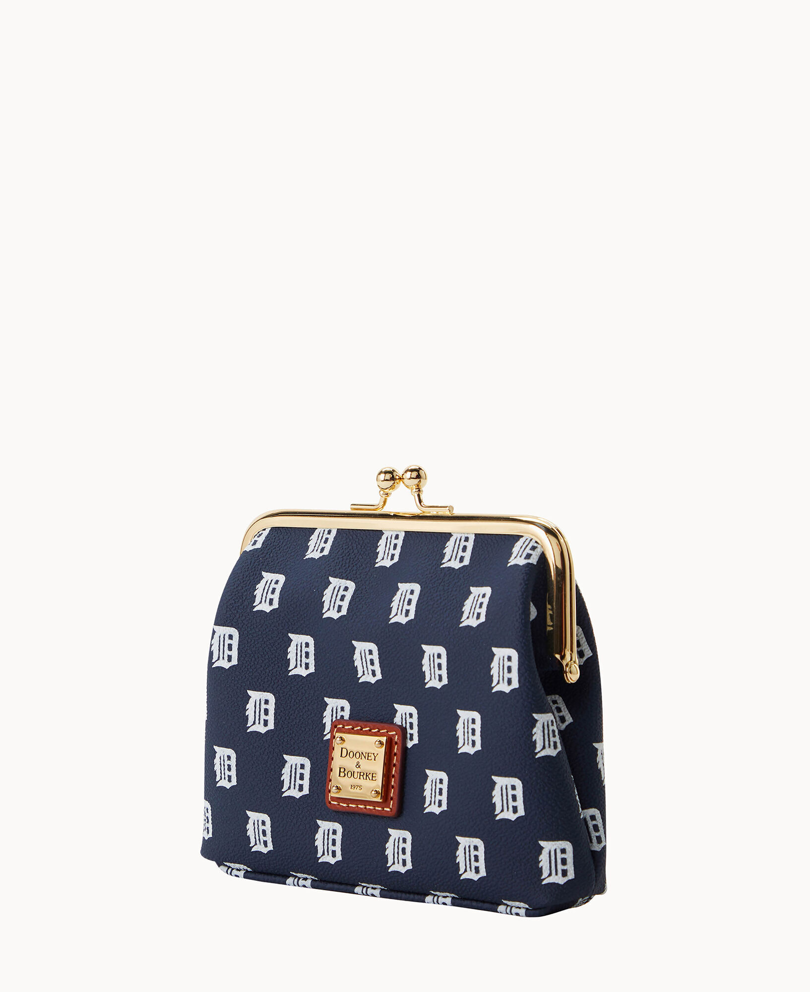 Dooney and bourke deals detroit tigers purse