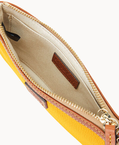 Pebble Grain Large Slim Wristlet