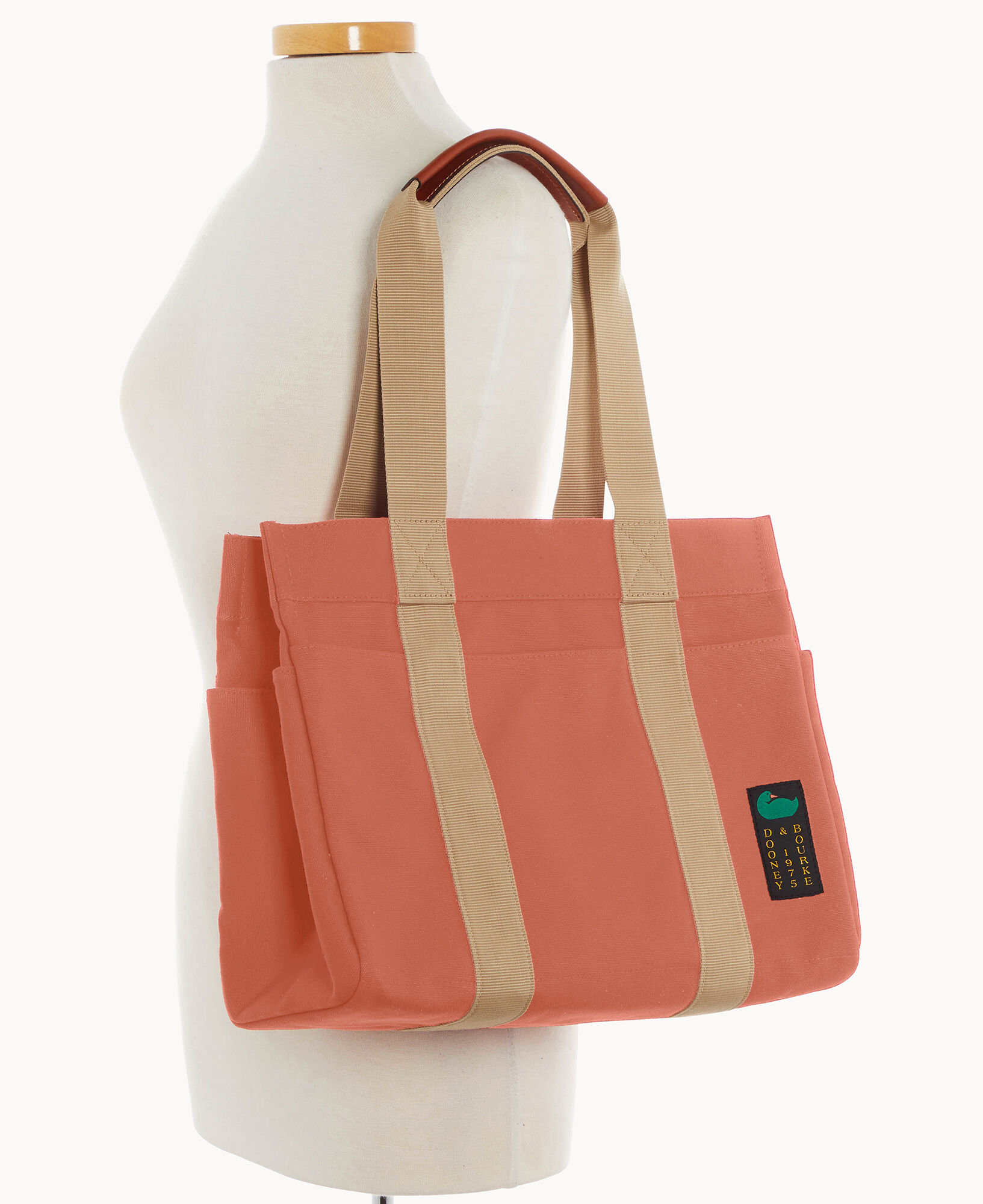 Dooney and bourke canvas tote 2025