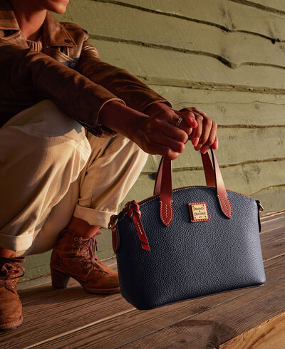Pebble Grain Ruby Bag With Card Case