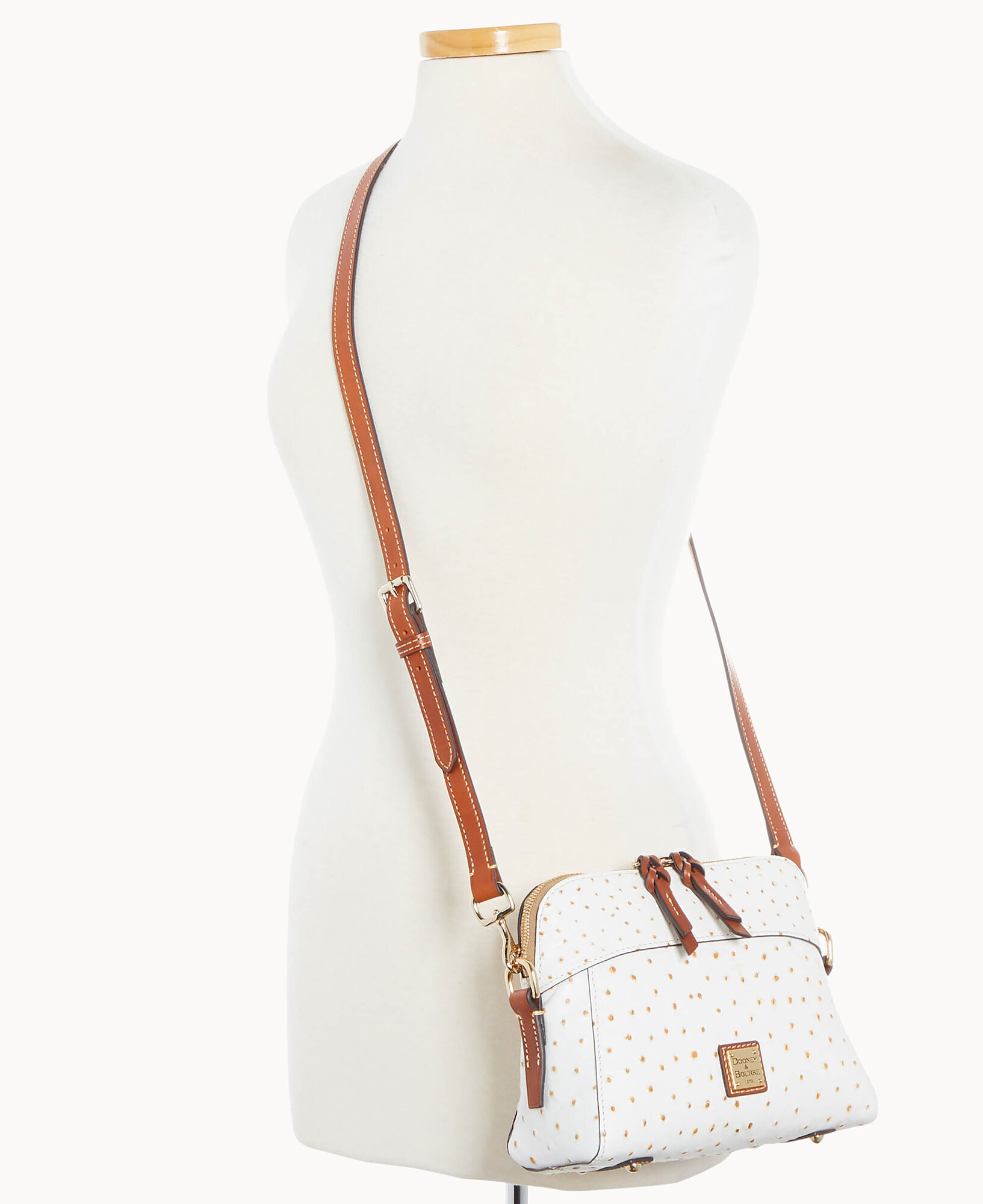 Dooney and bourke cameron hotsell crossbody with logo strap