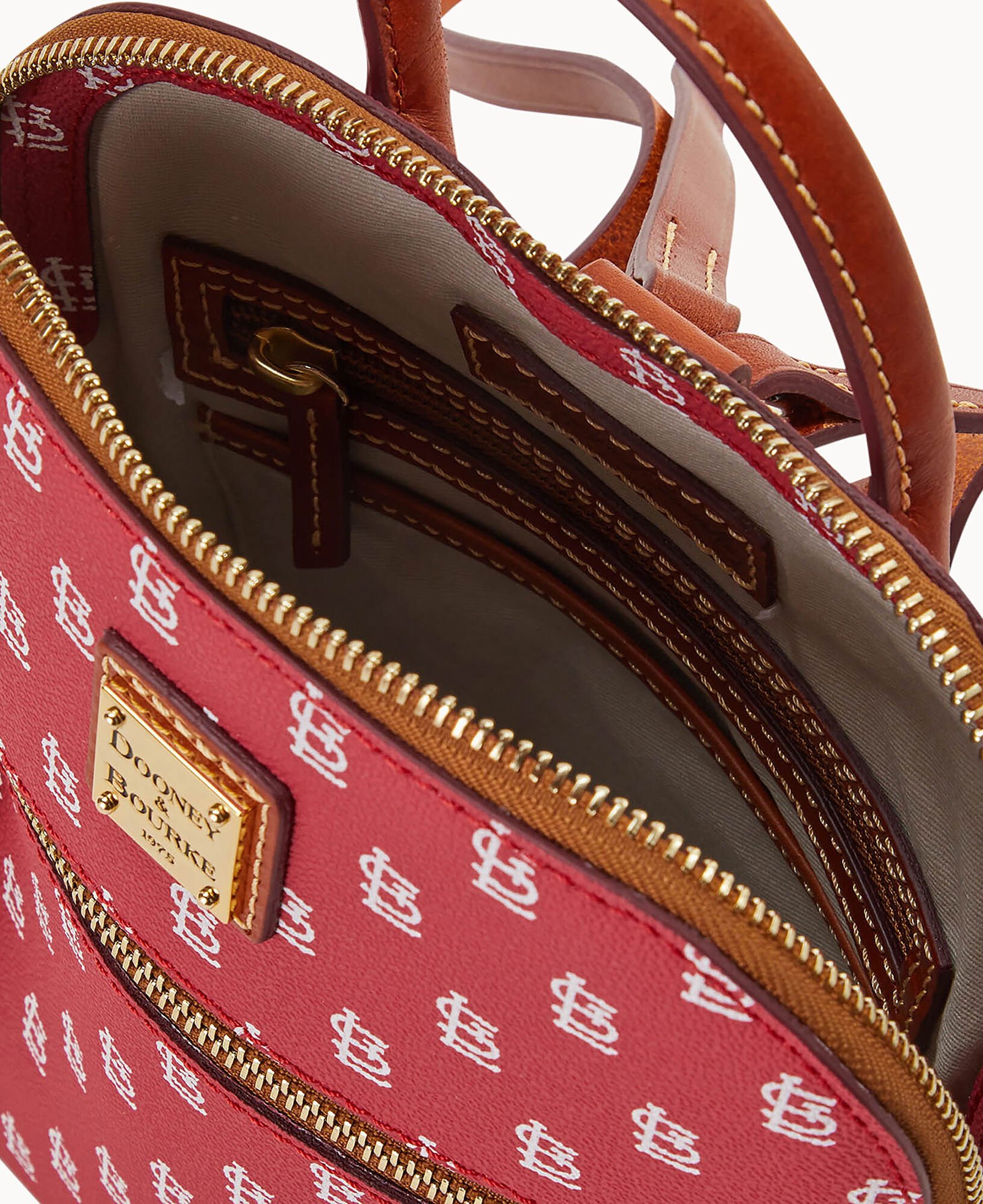 Dooney bourke cardinals top