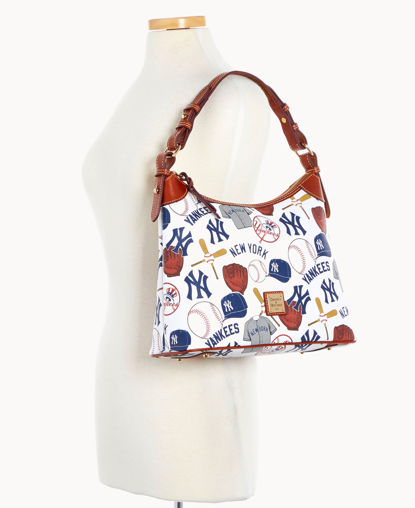Dooney and bourke yankees 2025 purse