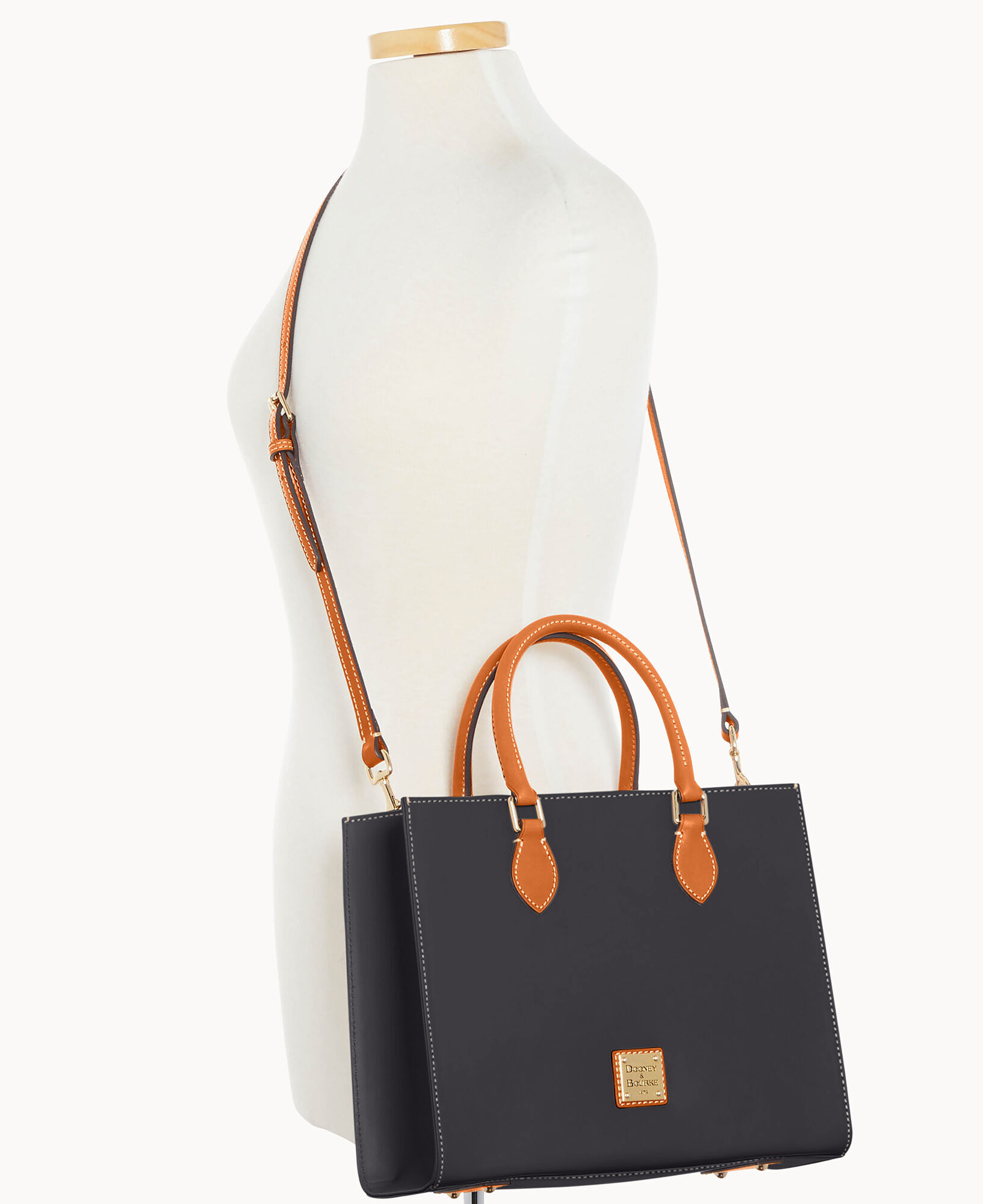 Dooney and bourke janine satchel top