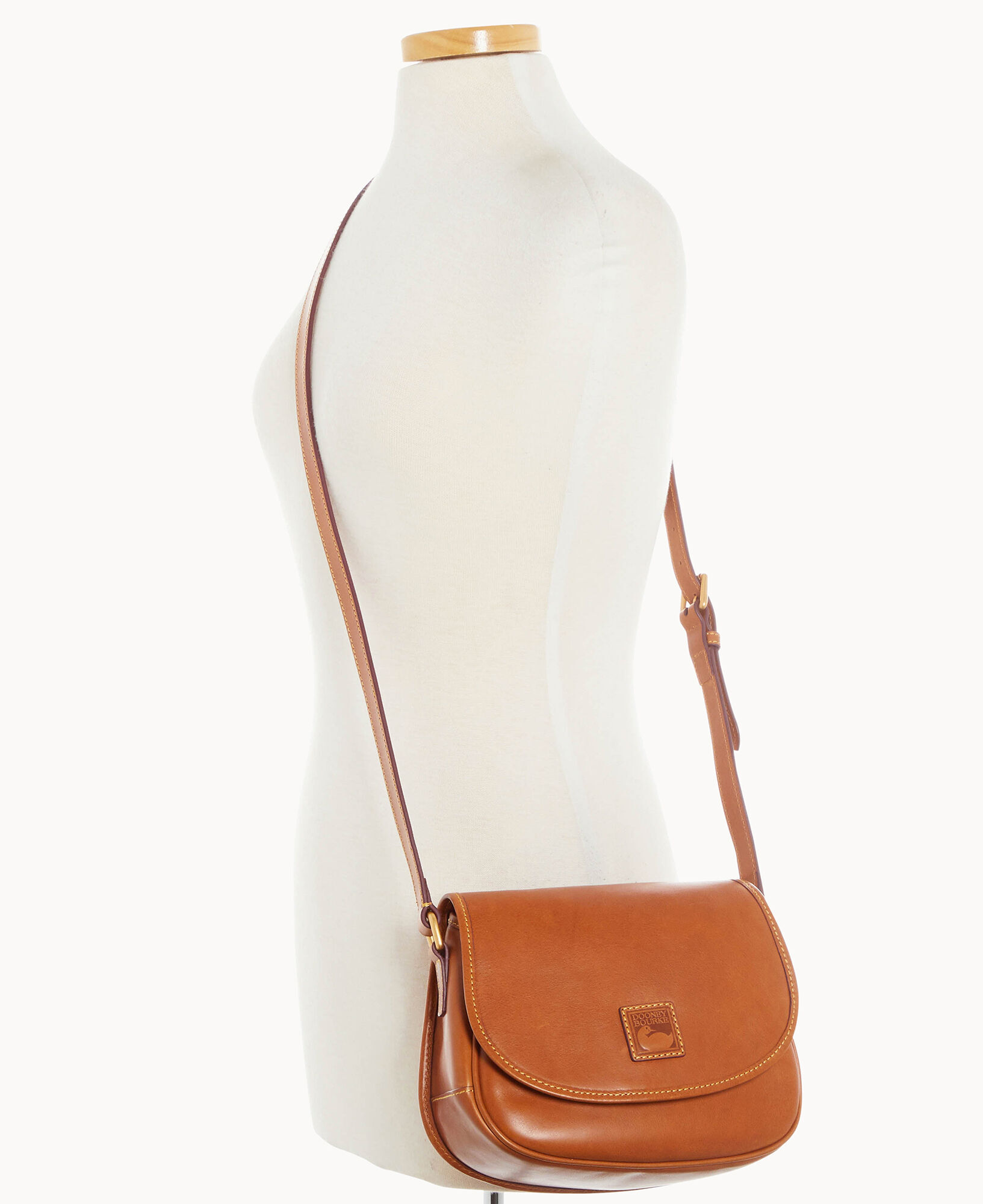 Dooney and bourke florentine saddle bag 2025