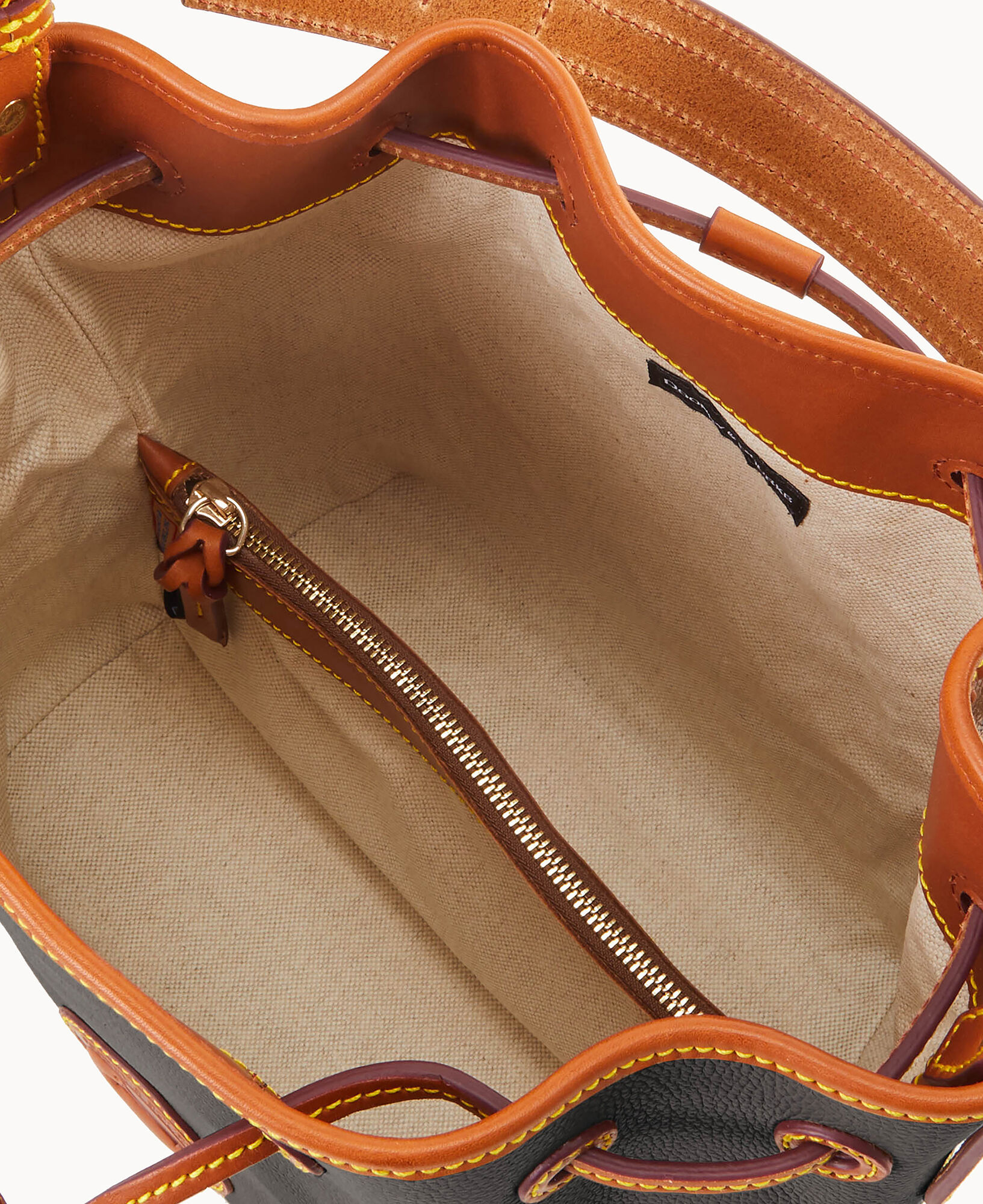 Dooney and hotsell bourke weather leather