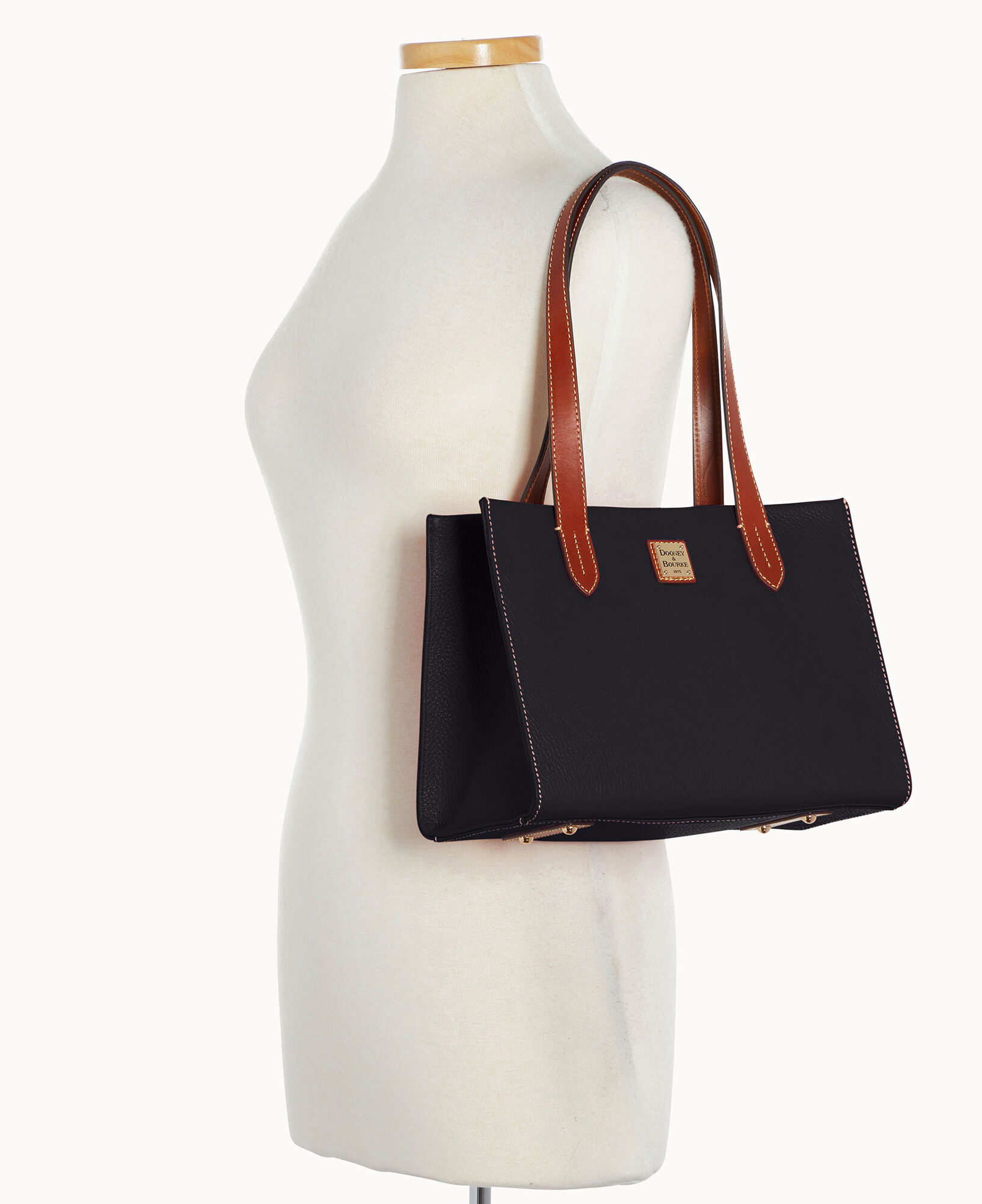 Dooney and bourke small new arrivals shopper