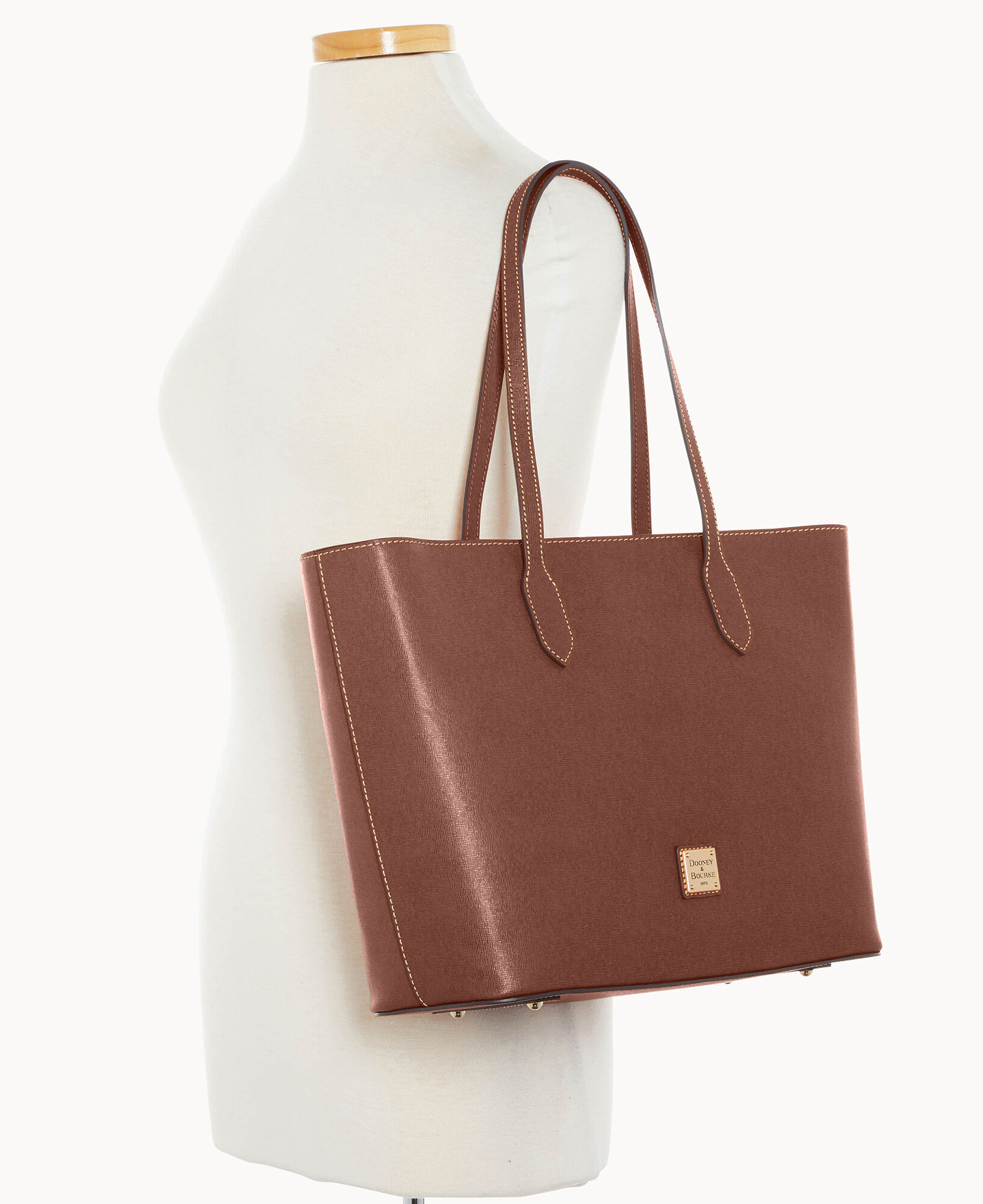 Saffiano large outlet tote
