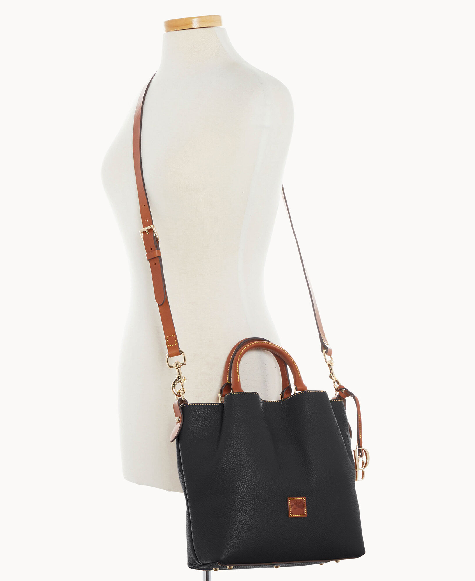 Dooney and bourke best sale pebble grain small satchel