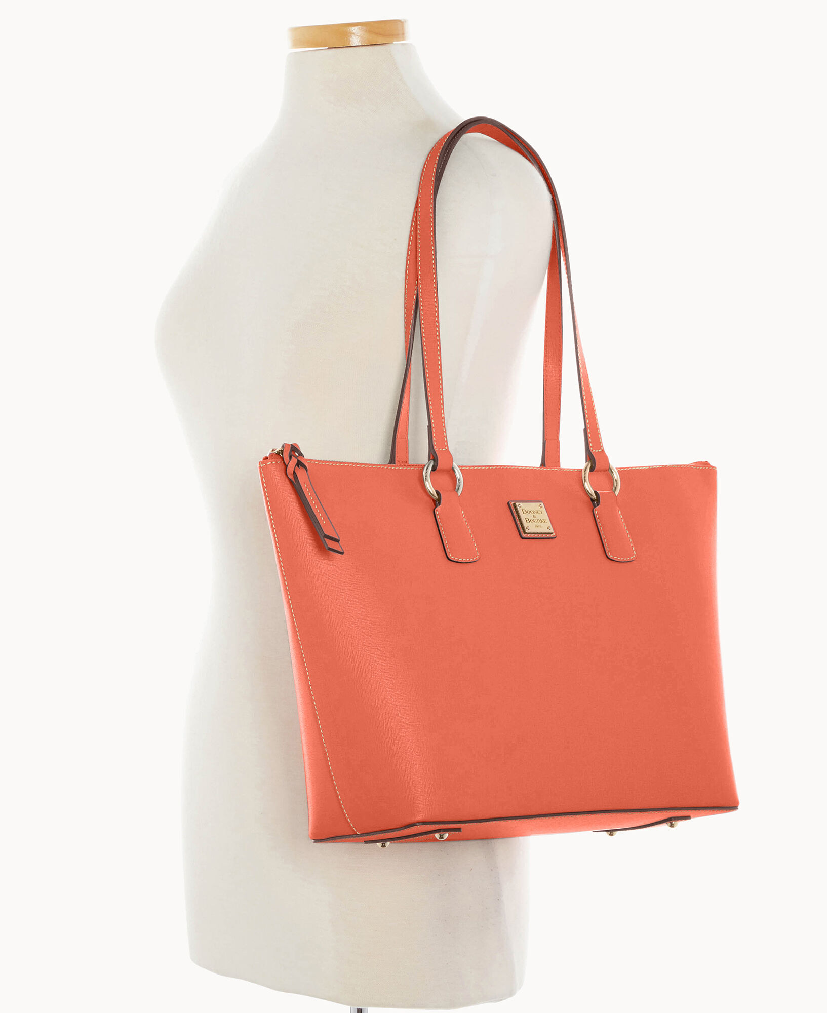 通販 Dooney & Bourke Saffiano Wren Zip Top バッグ