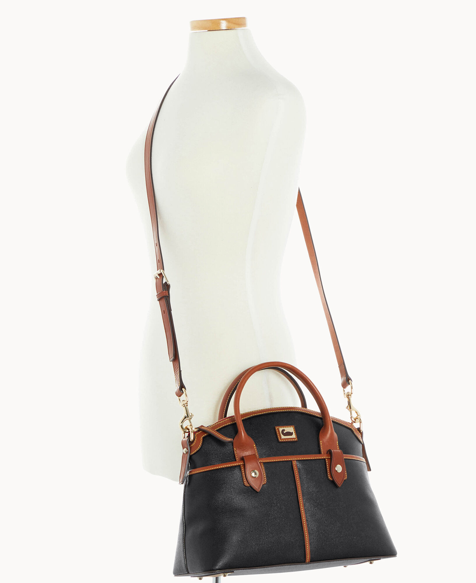 Dooney shop bourke wayfarer