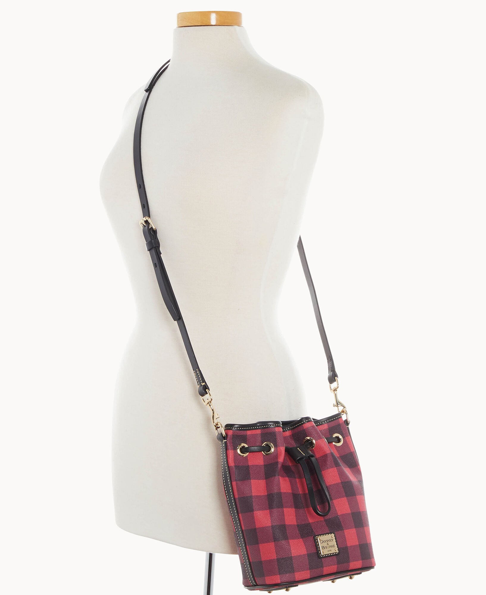 Dooney and bourke tucker 2025