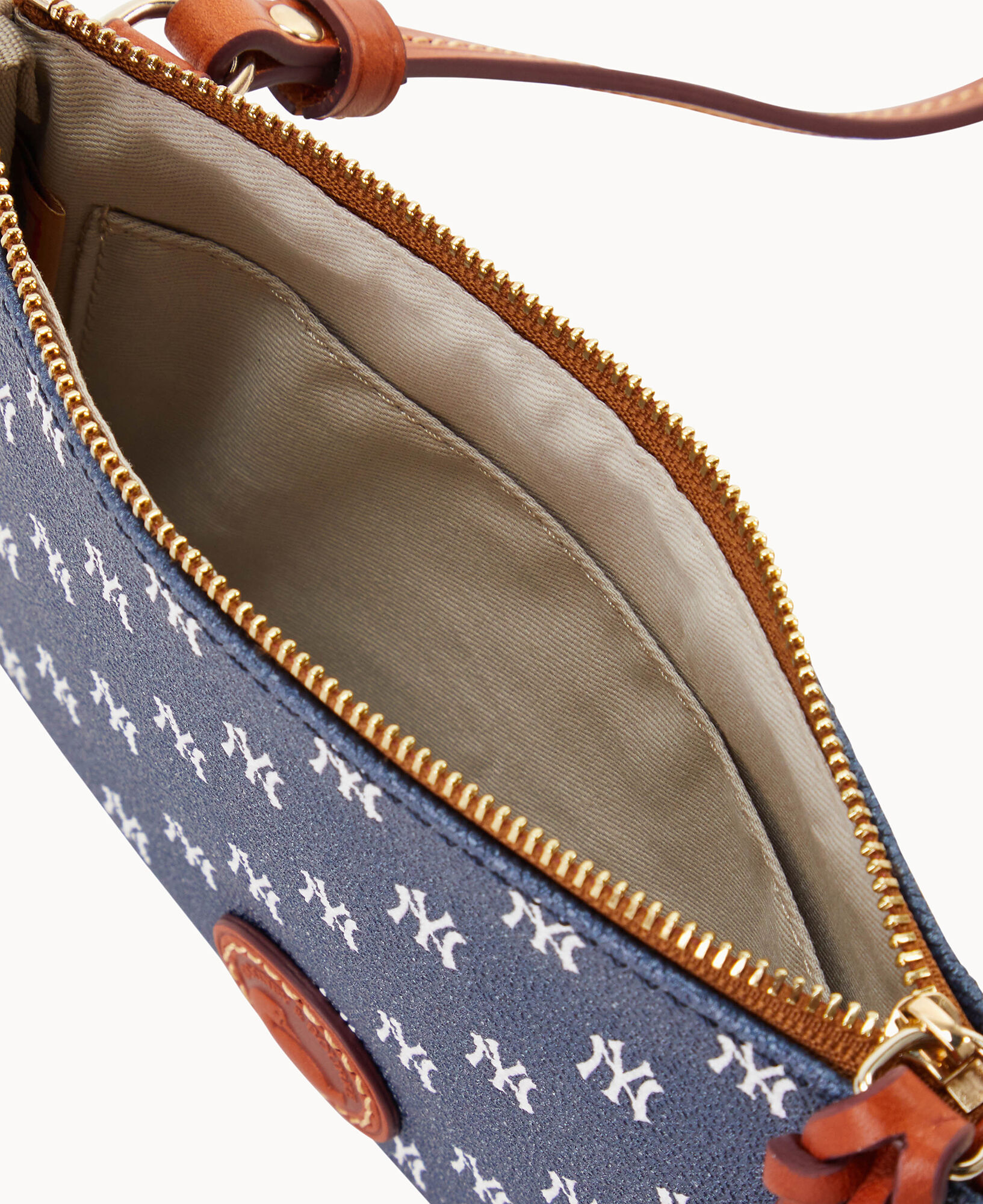 Dooney and bourke yankees online