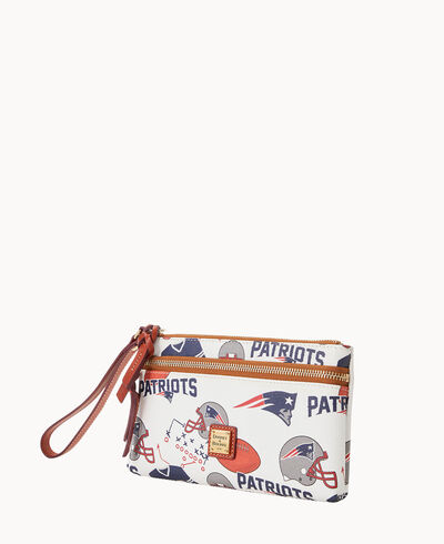 NFL Patriots Double Zip Wristlet