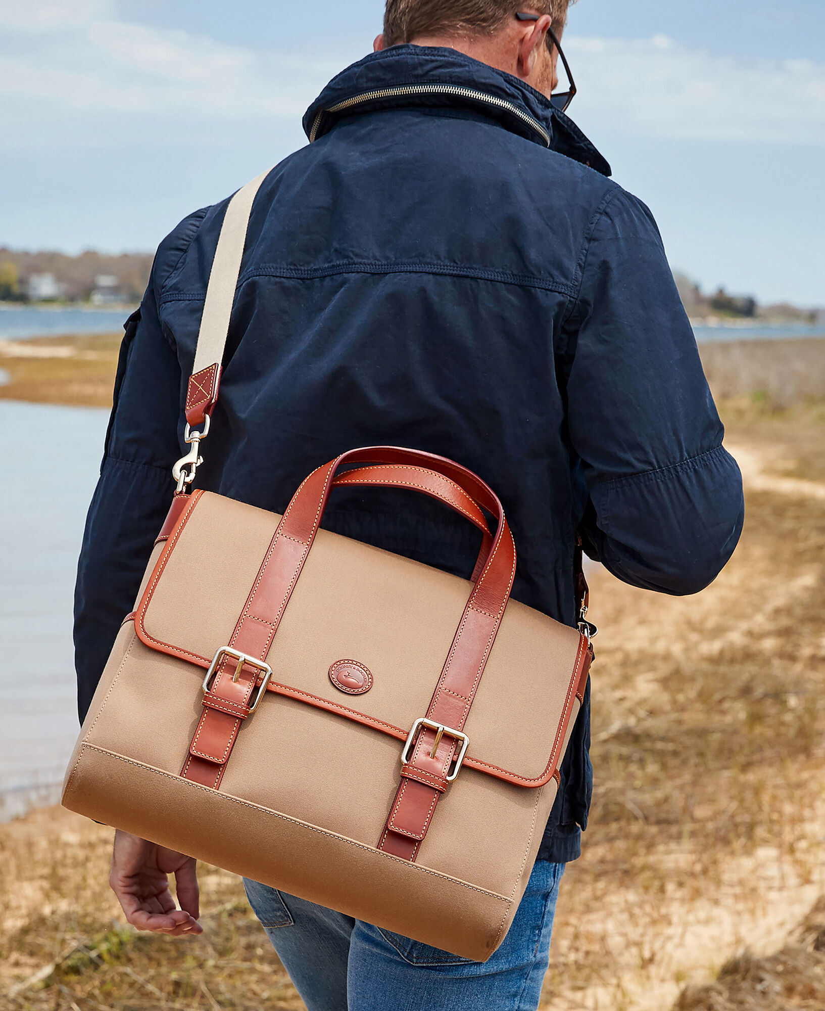 Dooney and bourke hunter clearance