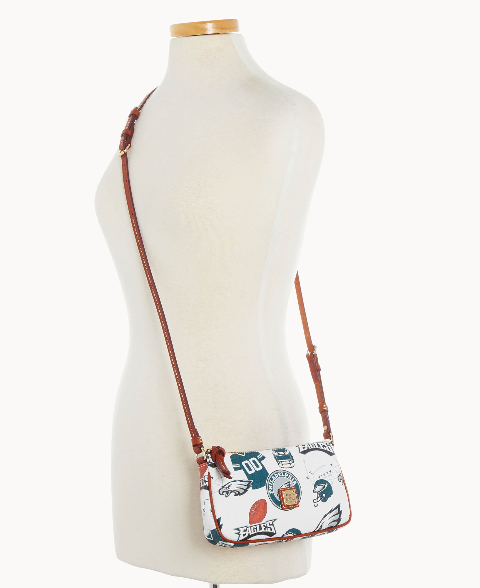 Dooney and best sale bourke eagles crossbody