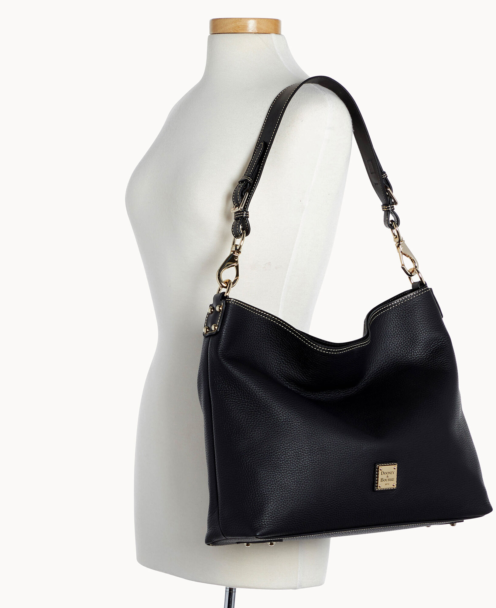 Dooney and bourke courtney outlet
