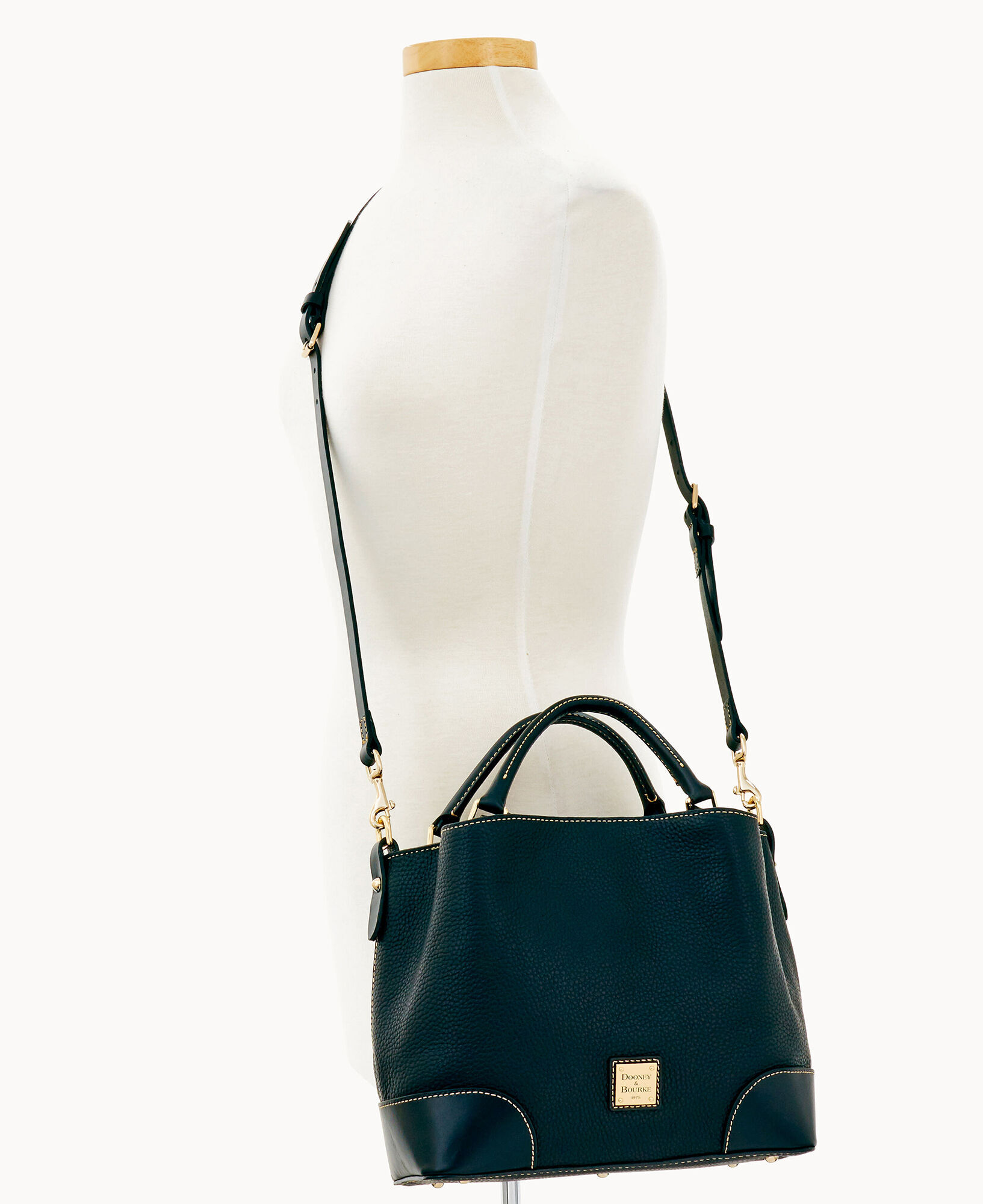Dooney Bourke Pebble Grain Small Brenna