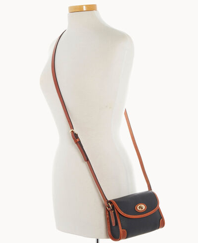 Pebble Grain 18 Crossbody