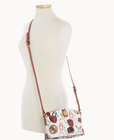 MLB Orioles Suki Crossbody Med Wristlet