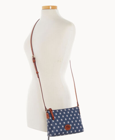 MLB Yankees Crossbody Pouchette