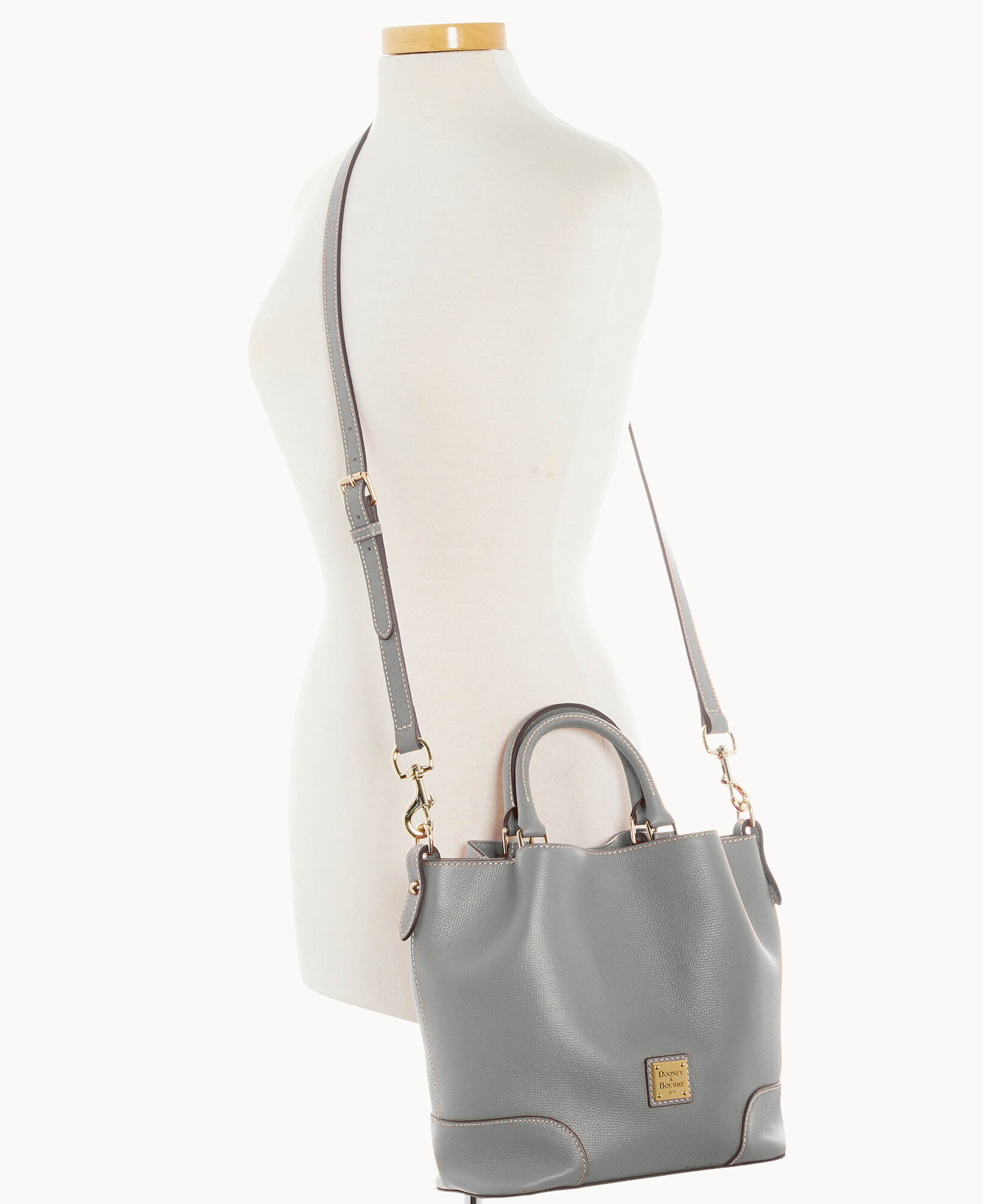Dooney & bourke small barlow hotsell