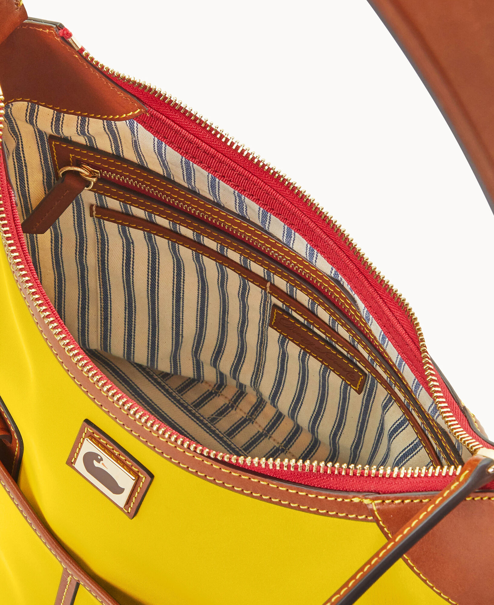 Dooney & bourke wayfarer hobo top
