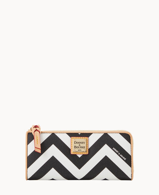 Chevron Zip Clutch