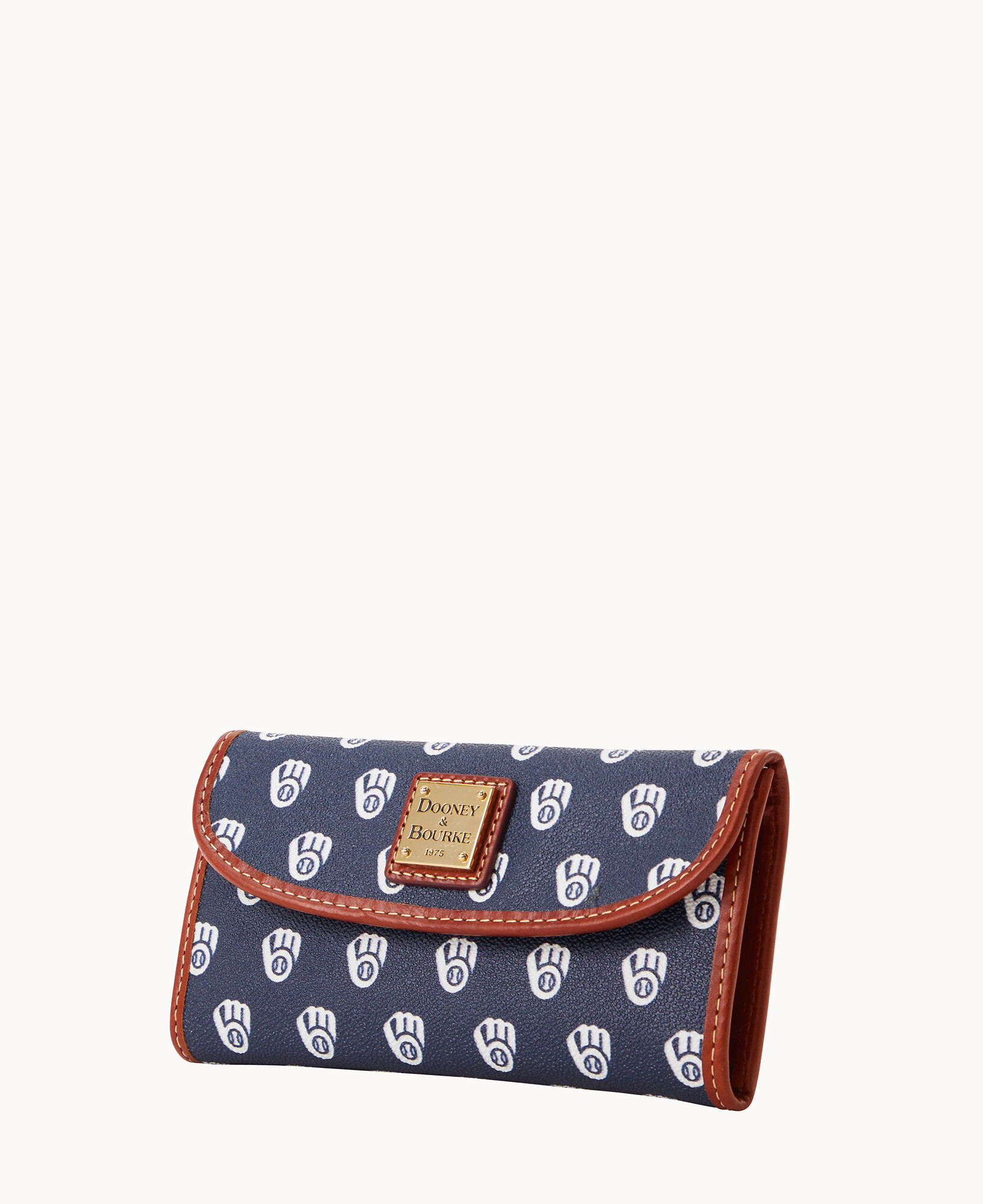 Dooney and bourke brewers outlet