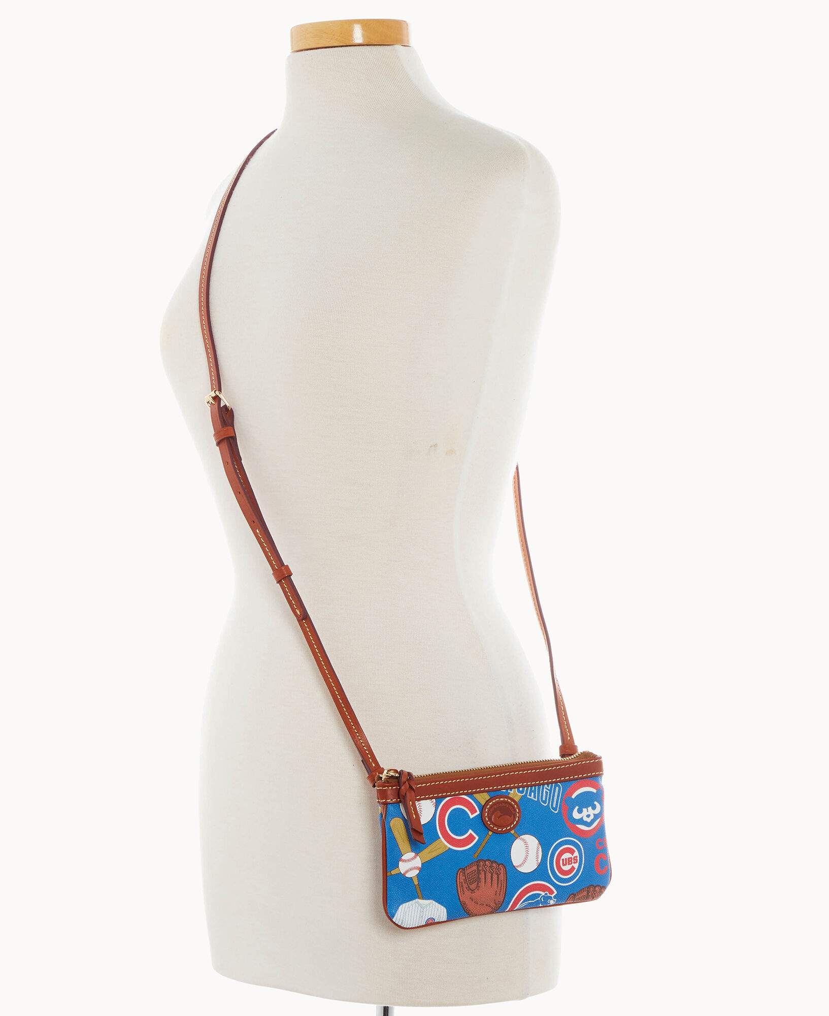 Dooney and bourke cubs crossbody hot sale